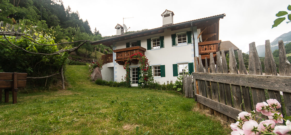 Ferienwohnung Latemar in Kastelruth mit Terrasse